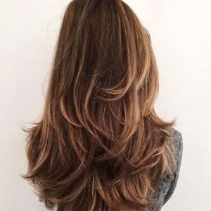 Meet your Posher, Alana